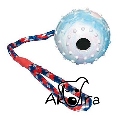 Trixie Balónek z tvrdé gumy na šňůrce 6 cm