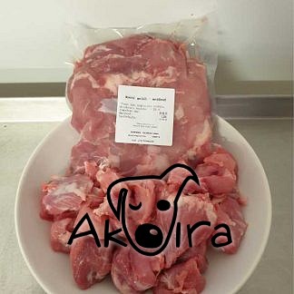 Maso Veleň Krůtí svalovina kostky 1 kg