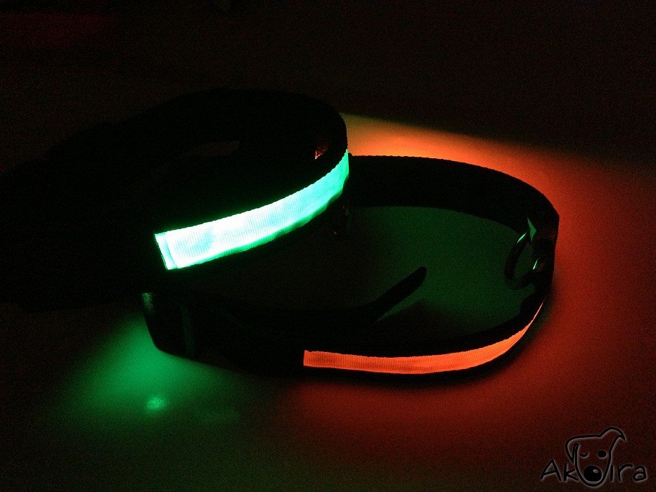 Svítící obojek velký